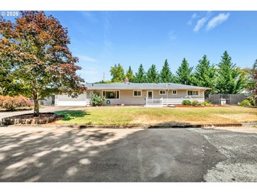 681 HATTON AVE Eugene OR 97404