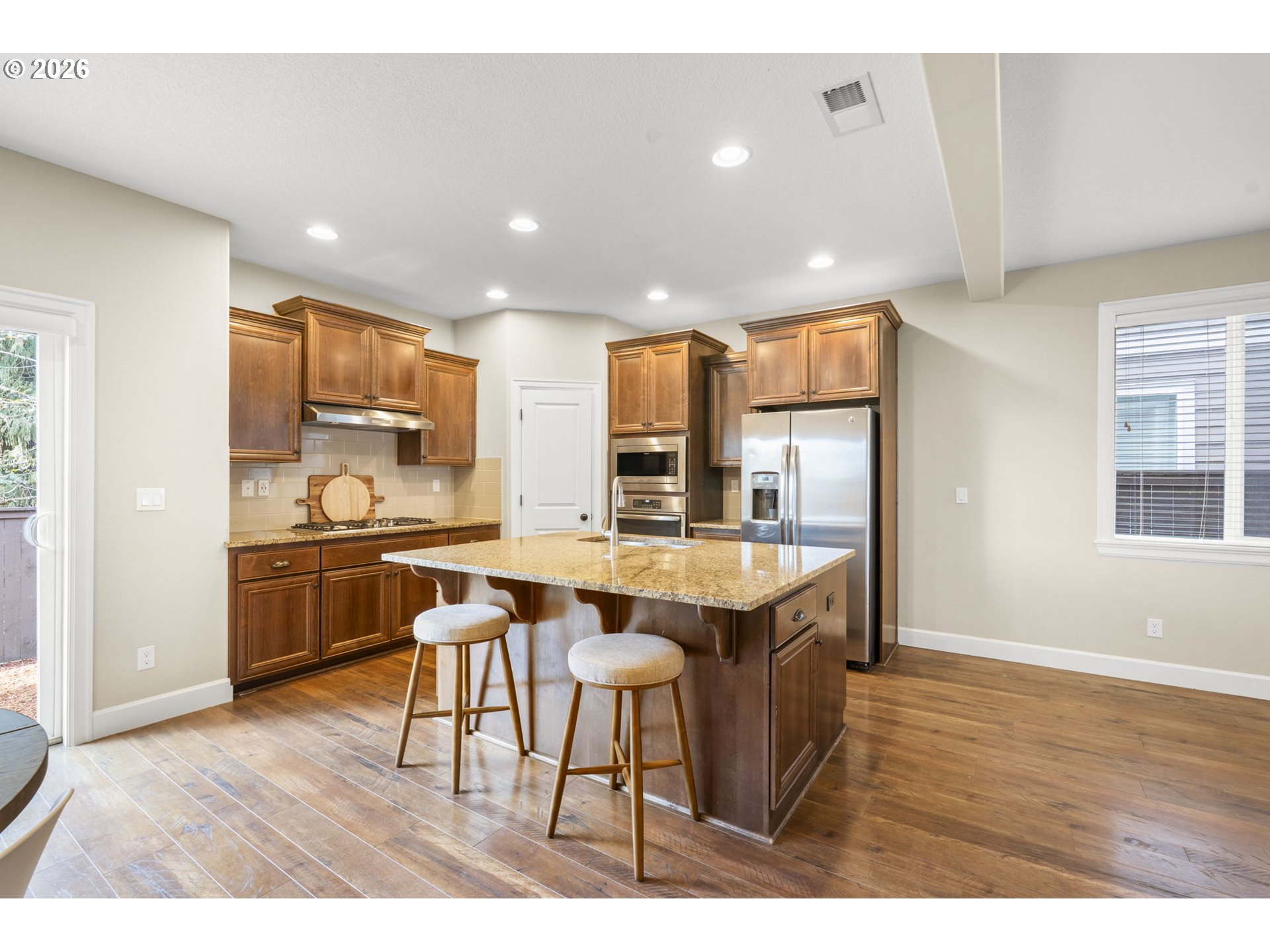 3815 SE WILLAMETTE AVE