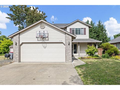 Photo of 3017 NE Buel Dr, McMinnville, OR 97128 (MLS # 337001794)