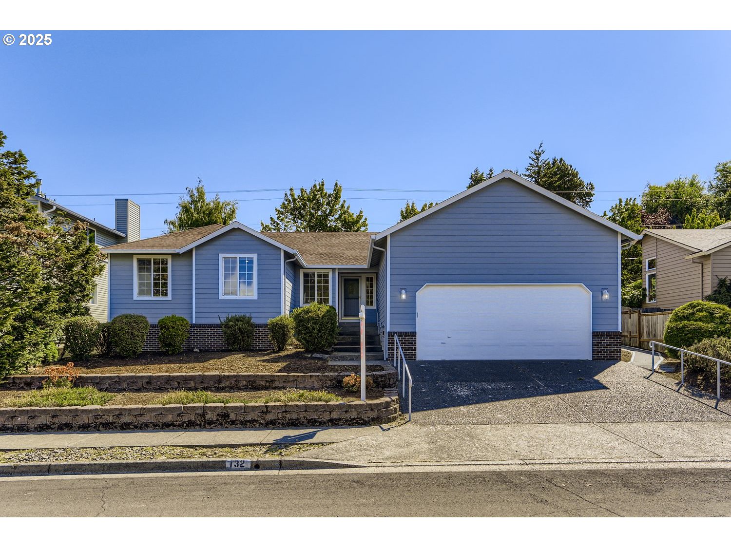 132 SE ANDERSON LN