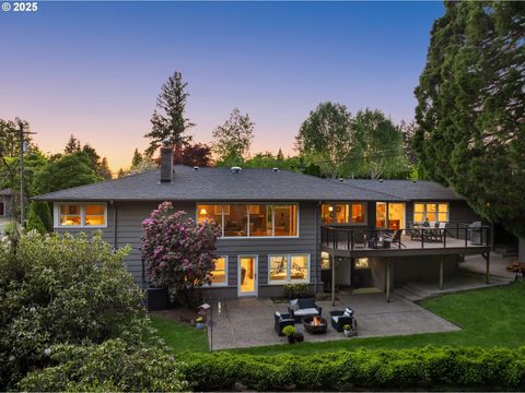 3370 SW VISTA DR Portland OR 97225