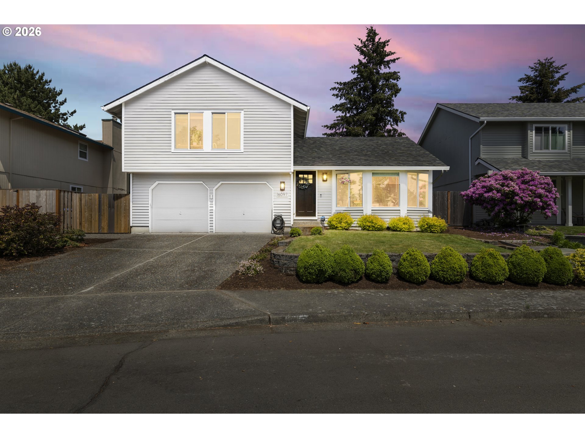 16097 NW OAK HILLS DR