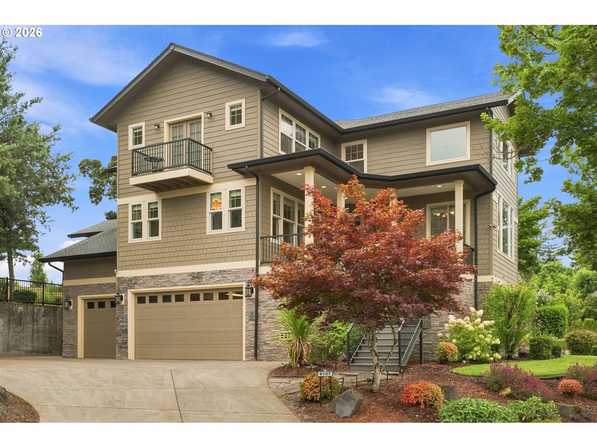 6107 FOREST RIDGE DR