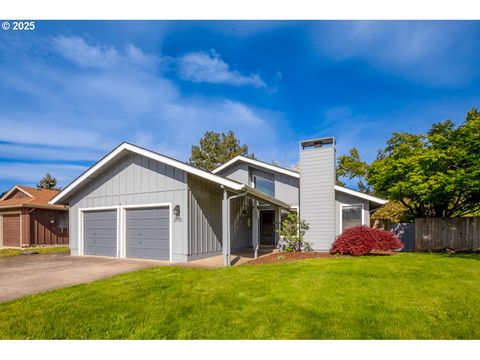 2772 CHAD DR Eugene OR 97408