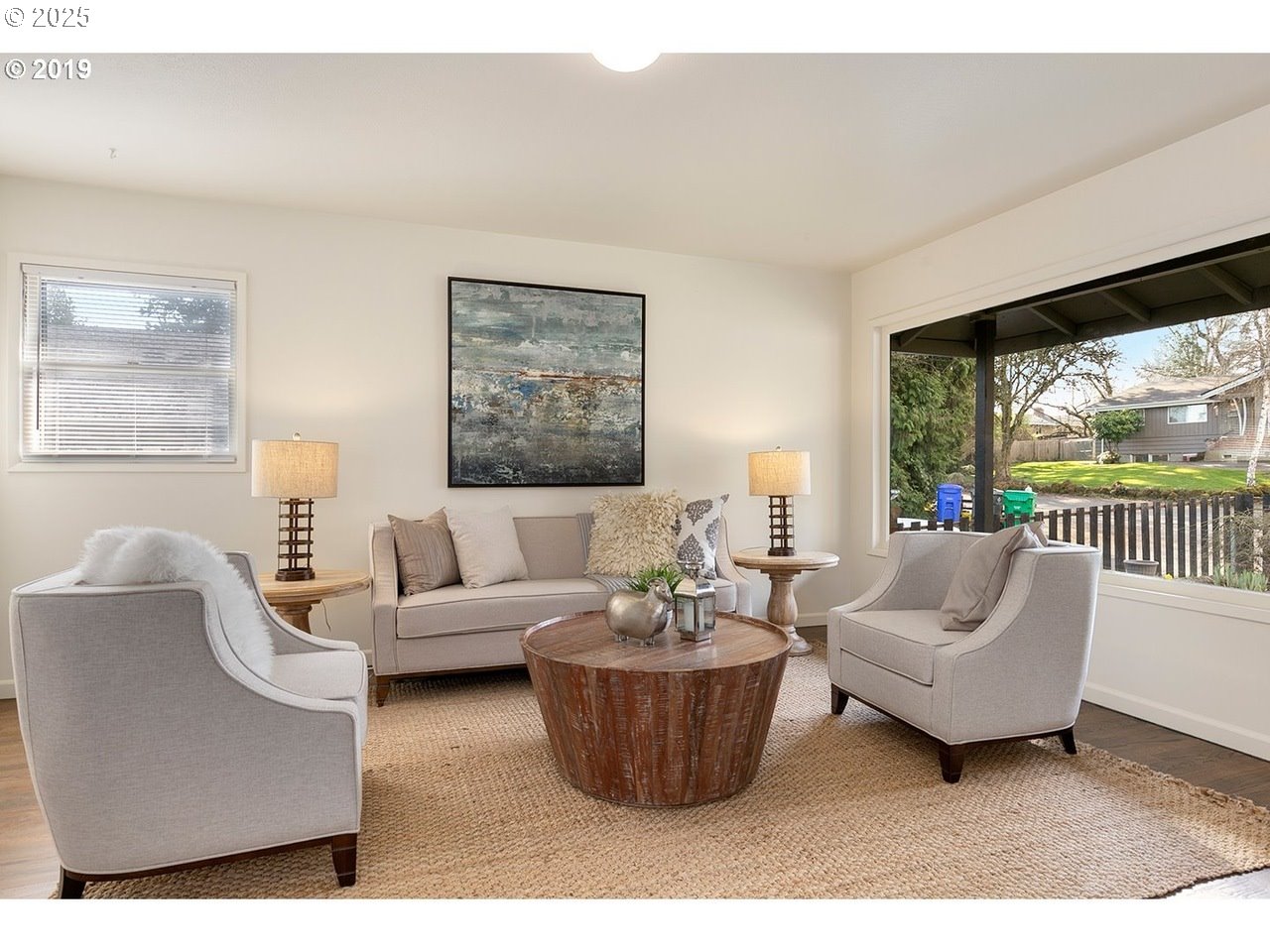 Portland, Oregon 97211, United States, 5 Bedrooms Bedrooms, ,2 BathroomsBathrooms,Residential,Active,91821