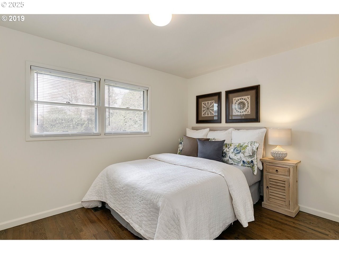 Portland, Oregon 97211, United States, 5 Bedrooms Bedrooms, ,2 BathroomsBathrooms,Residential,Active,91821