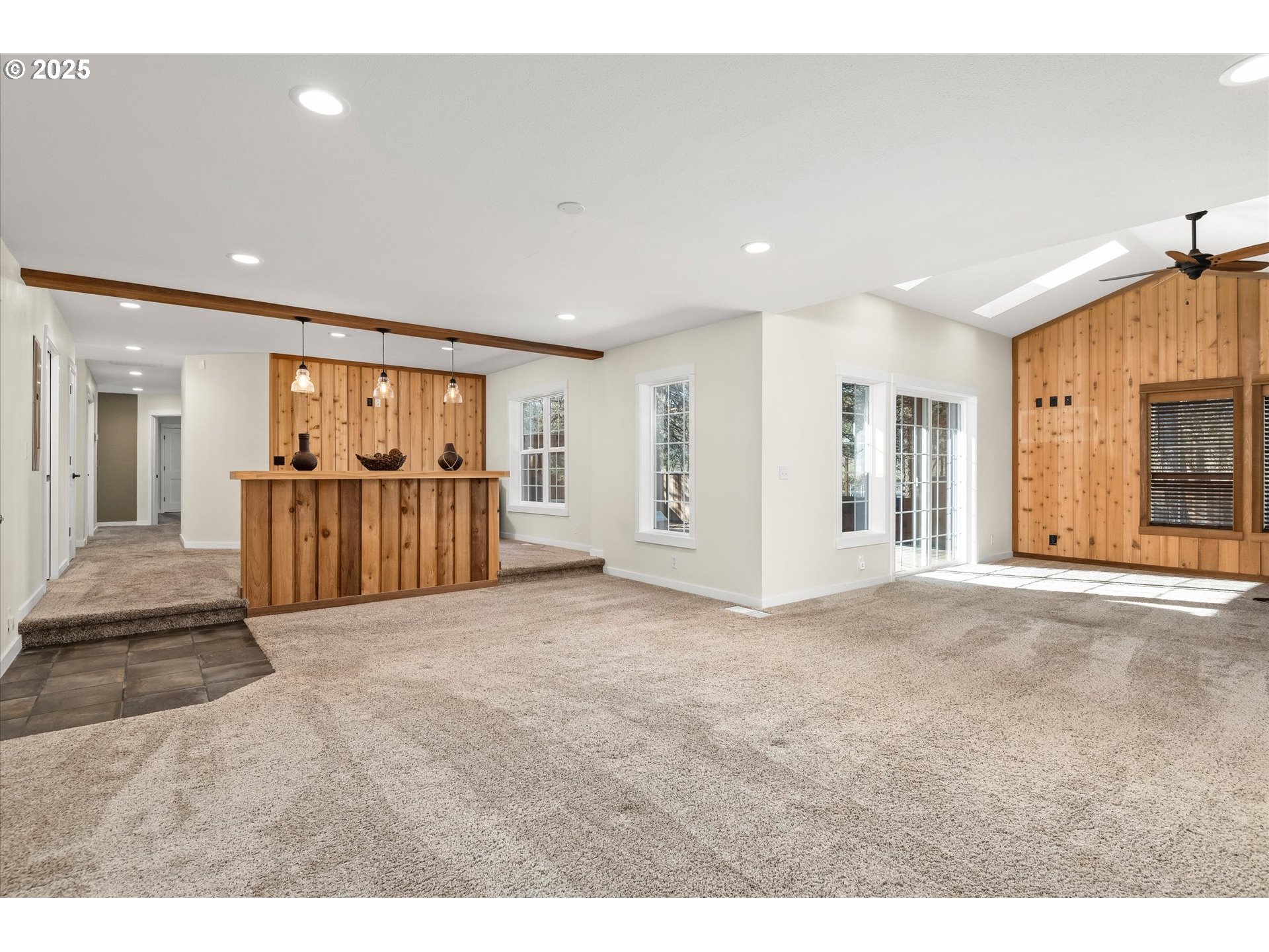 Eugene, Oregon 97405, United States, 3 Bedrooms Bedrooms, ,2 BathroomsBathrooms,Residential,Active,4484