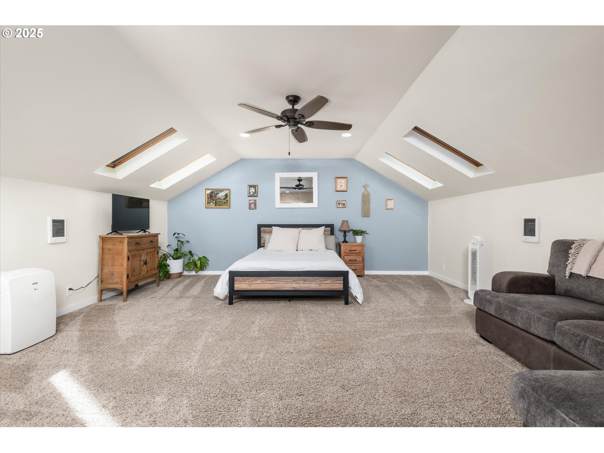 Eugene, Oregon 97405, United States, 3 Bedrooms Bedrooms, ,2 BathroomsBathrooms,Residential,Active,4484