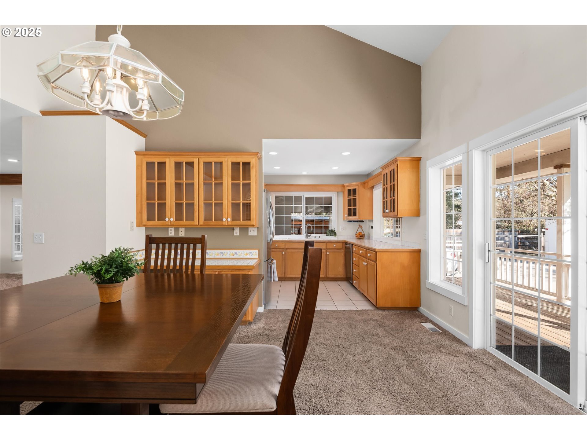 Eugene, Oregon 97405, United States, 3 Bedrooms Bedrooms, ,2 BathroomsBathrooms,Residential,Active,4484