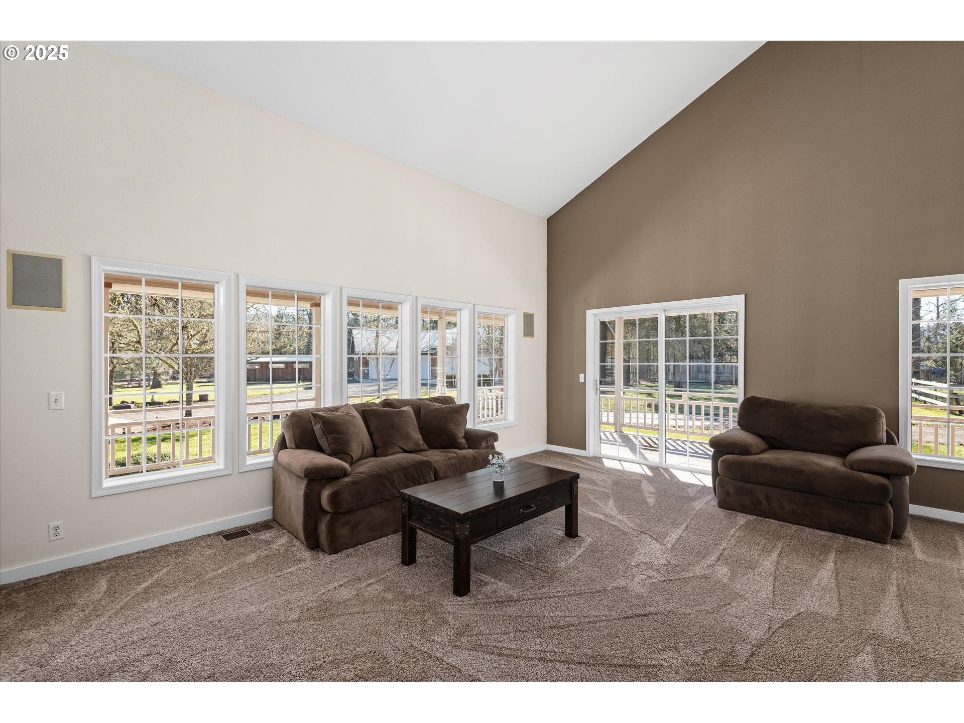 Eugene, Oregon 97405, United States, 3 Bedrooms Bedrooms, ,2 BathroomsBathrooms,Residential,Active,4484