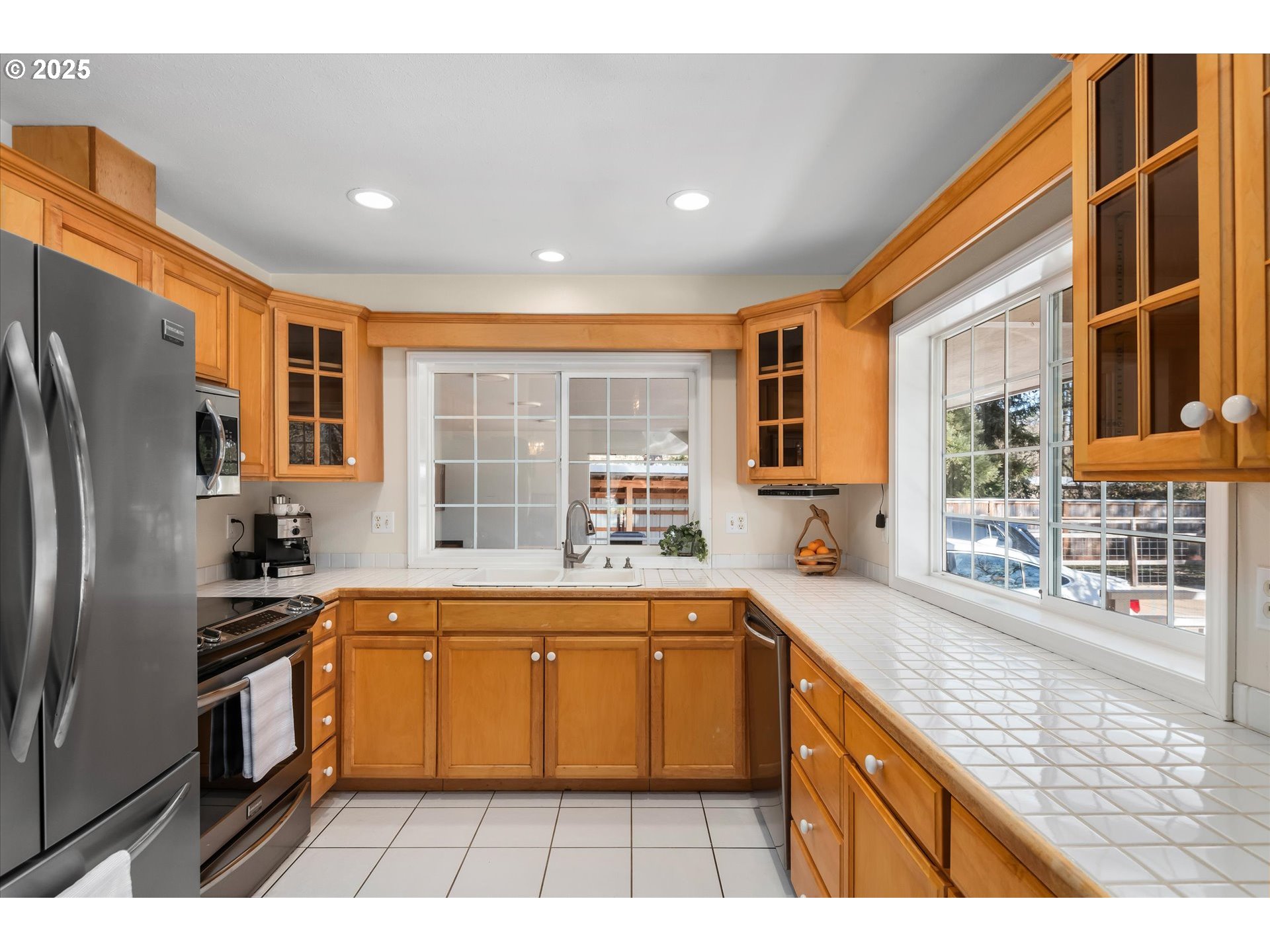 Eugene, Oregon 97405, United States, 3 Bedrooms Bedrooms, ,2 BathroomsBathrooms,Residential,Active,4484