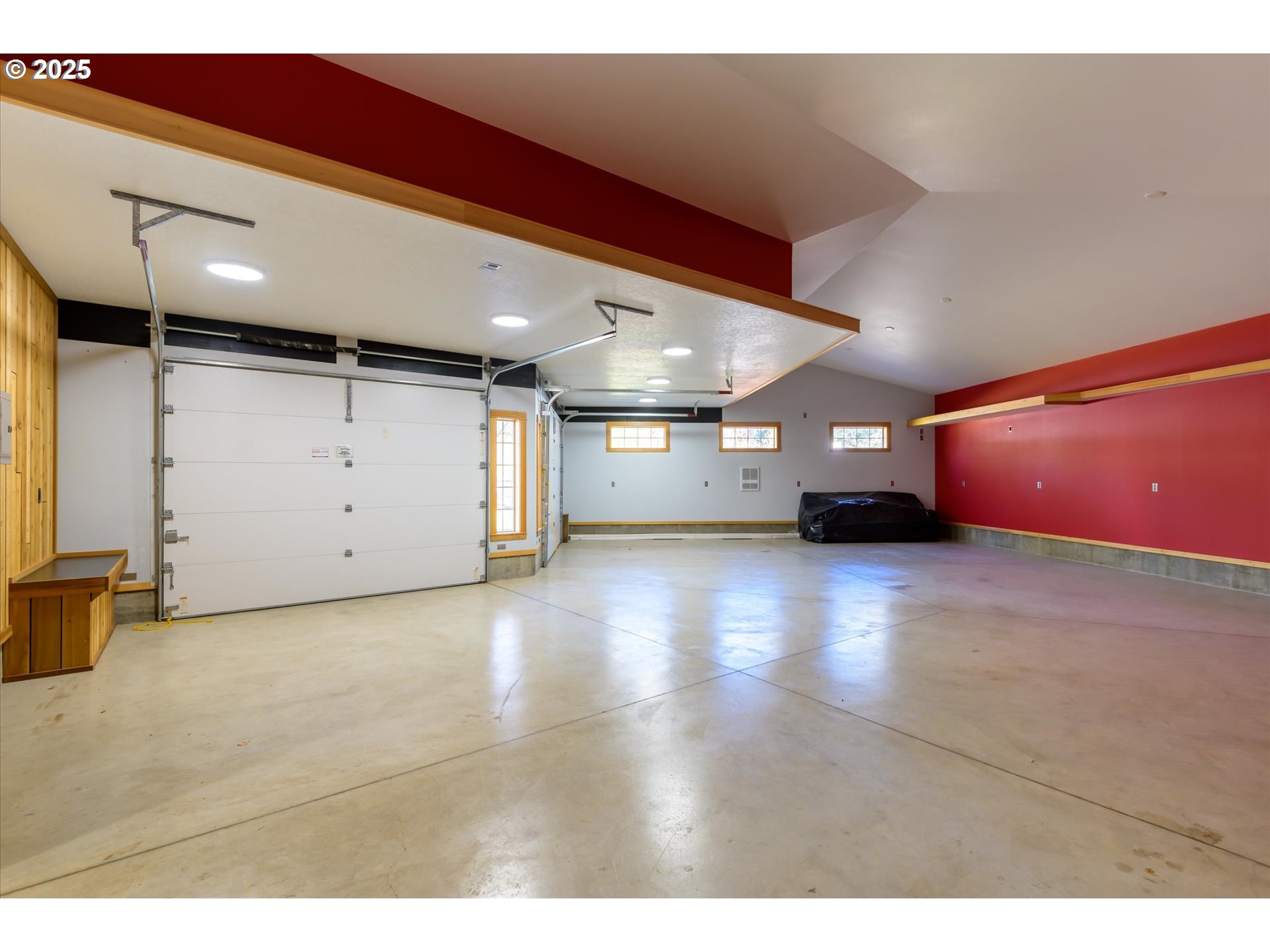 Eugene, Oregon 97405, United States, 3 Bedrooms Bedrooms, ,2 BathroomsBathrooms,Residential,Active,4484