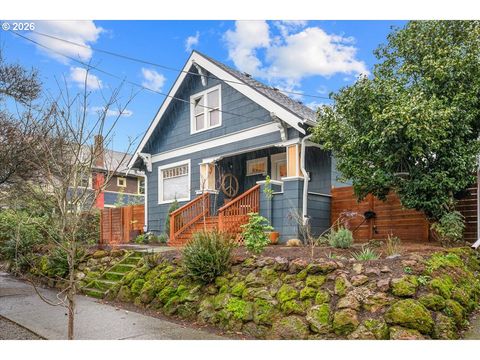 2606 SE 49TH AVE Portland OR 97206