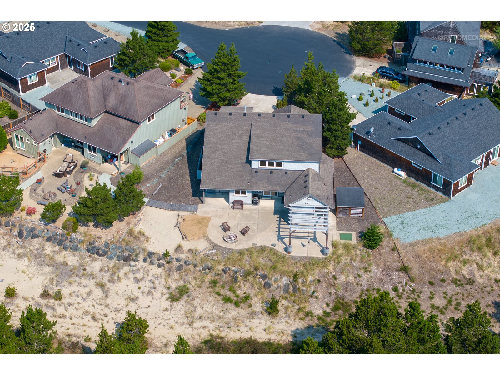 Manzanita, Oregon 97130, United States, 4 Bedrooms Bedrooms, ,3 BathroomsBathrooms,Residential,Pending,210289