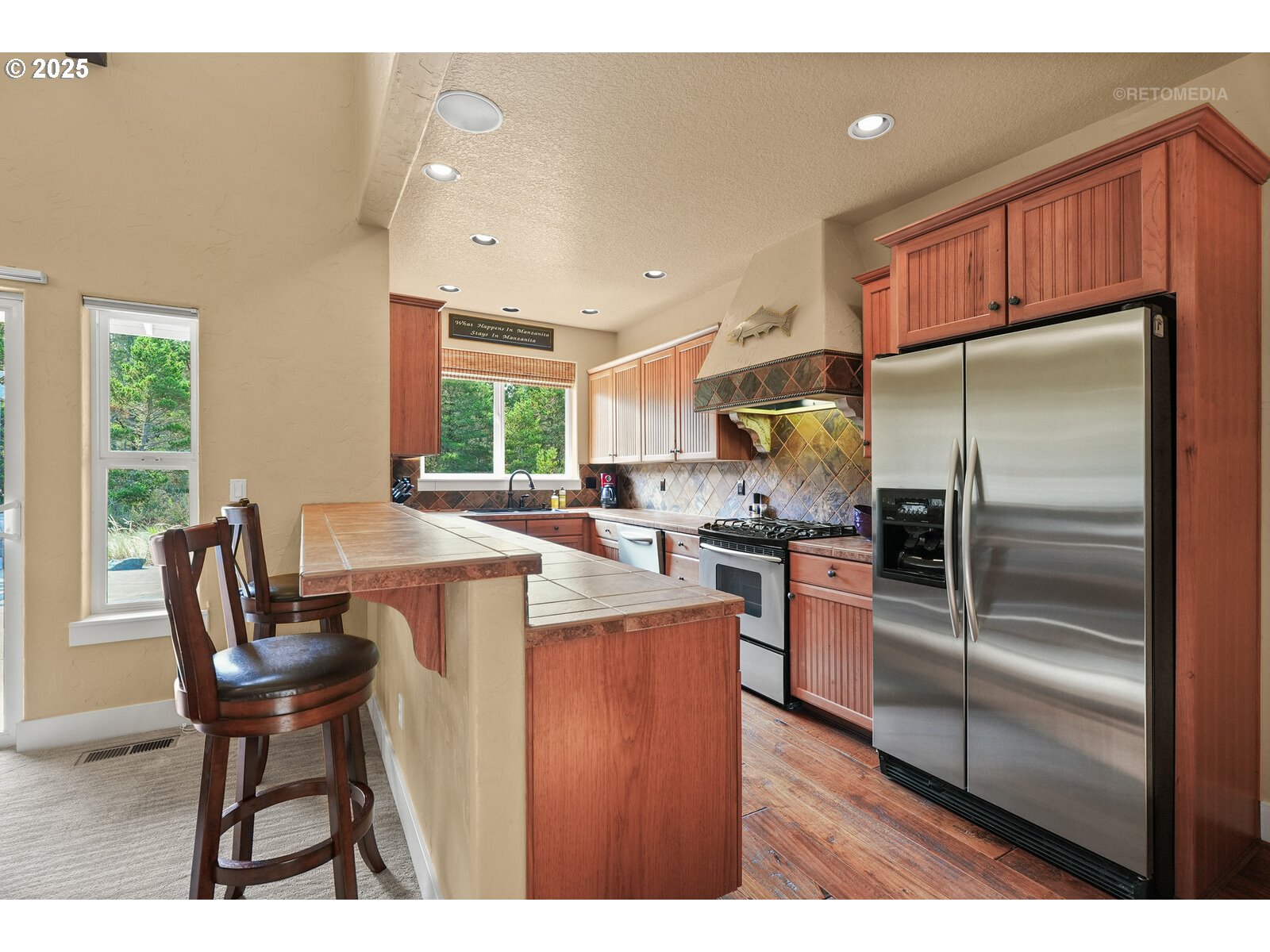 Manzanita, Oregon 97130, United States, 4 Bedrooms Bedrooms, ,3 BathroomsBathrooms,Residential,Pending,210289