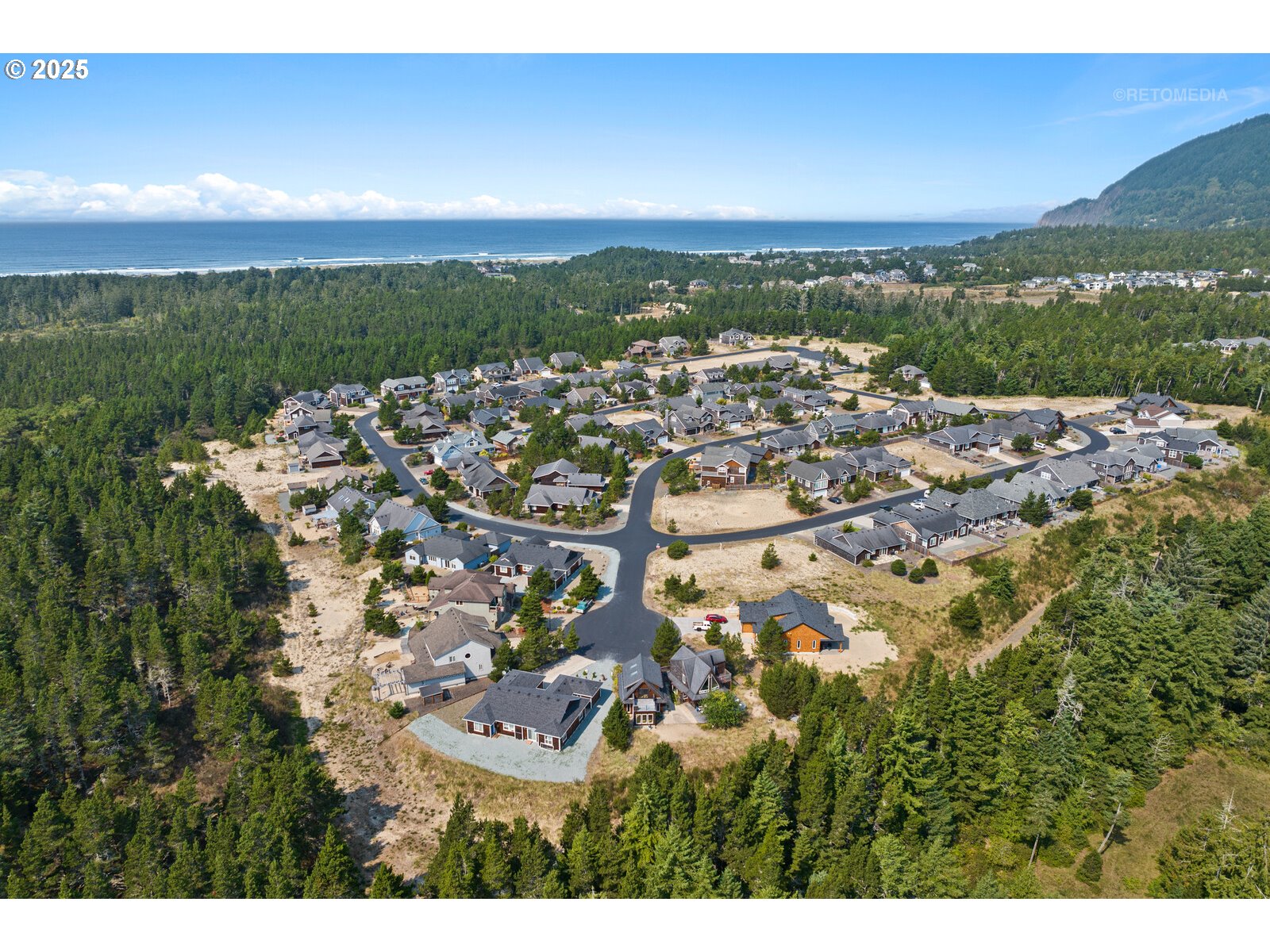 Manzanita, Oregon 97130, United States, 4 Bedrooms Bedrooms, ,3 BathroomsBathrooms,Residential,Pending,210289