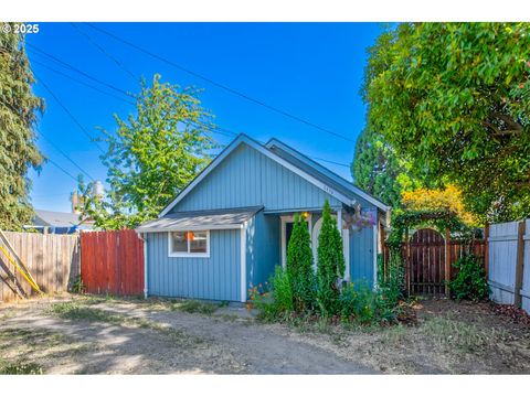 2856 CHESHIRE AVE Eugene OR 97402
