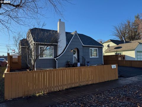 A home in Goldendale