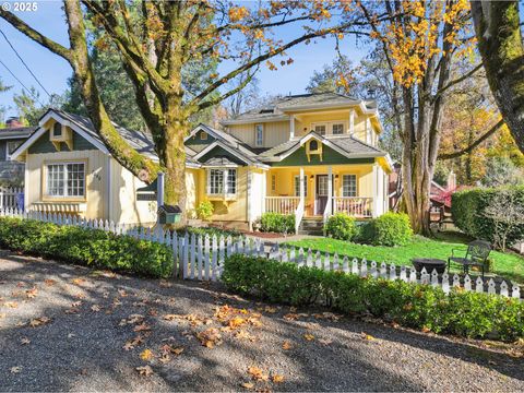 7040 SW 31ST AVE Portland OR 97219