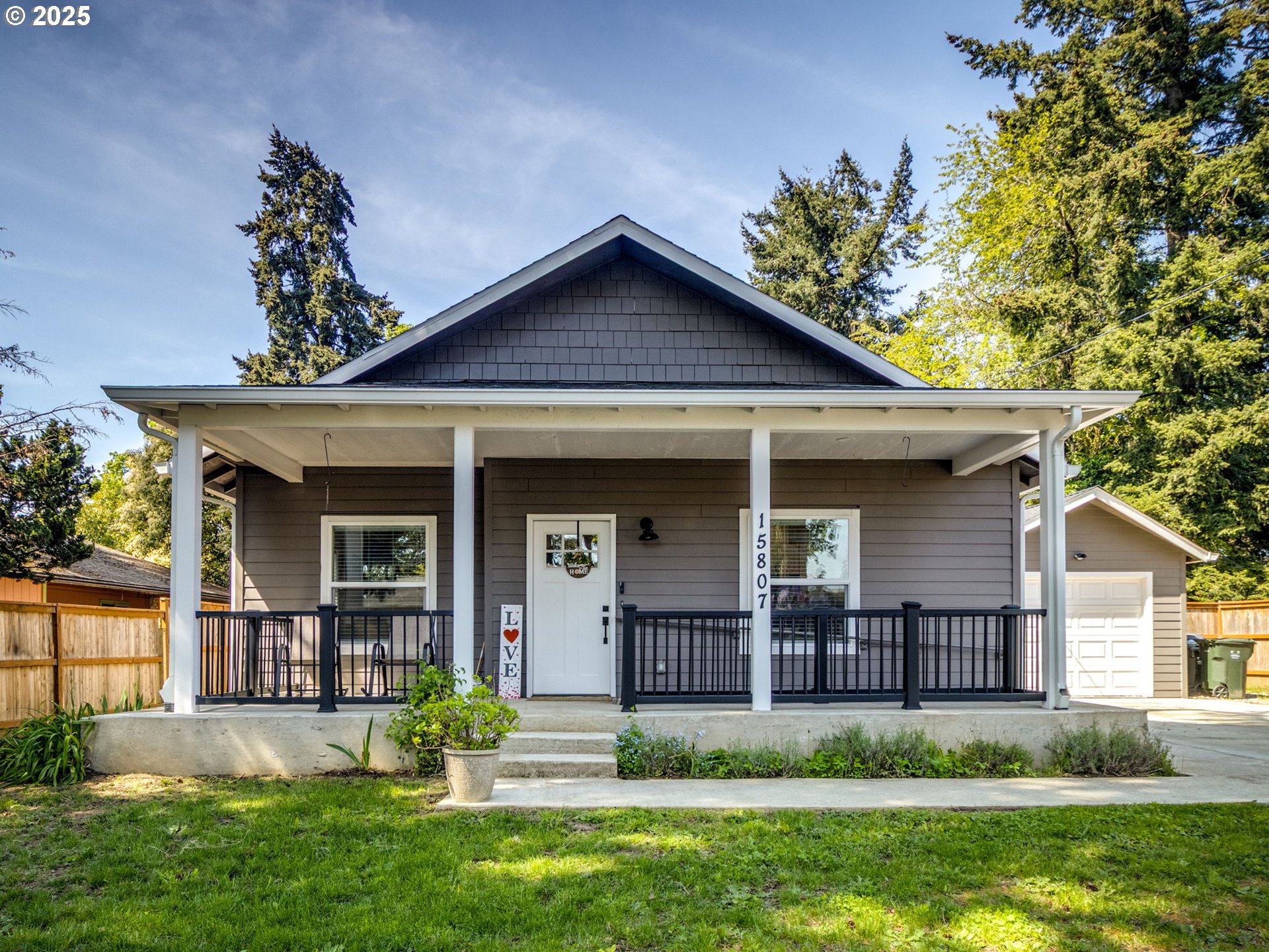 15807 SE RAINIER AVE