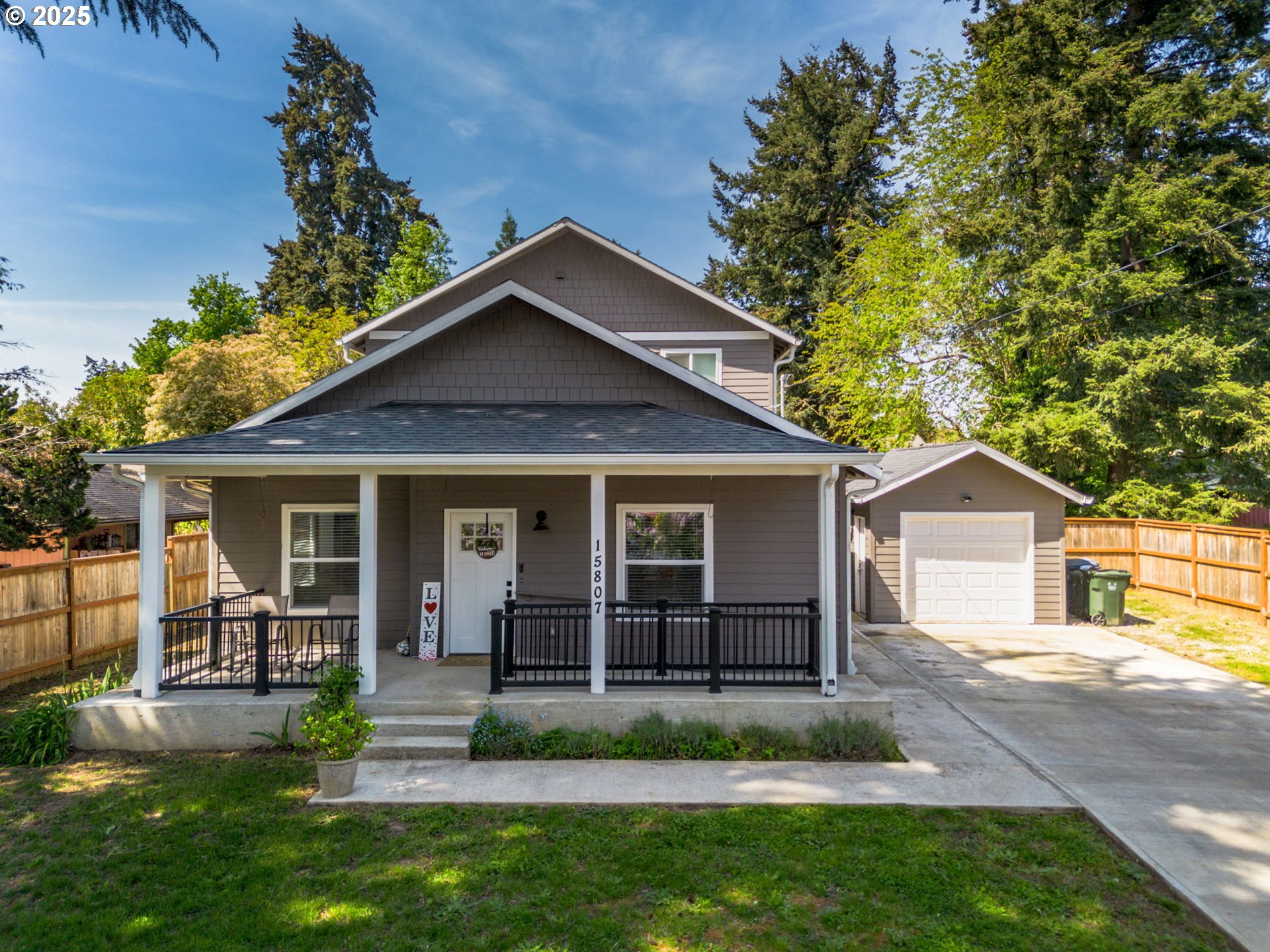 15807 SE RAINIER AVE