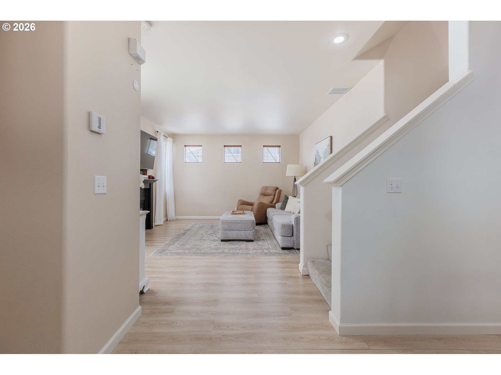 1653 RILEY LN
