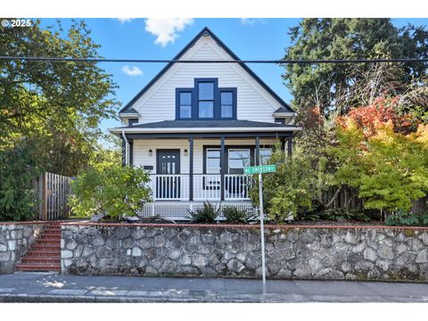 954 NE EMERSON ST Portland OR 97211