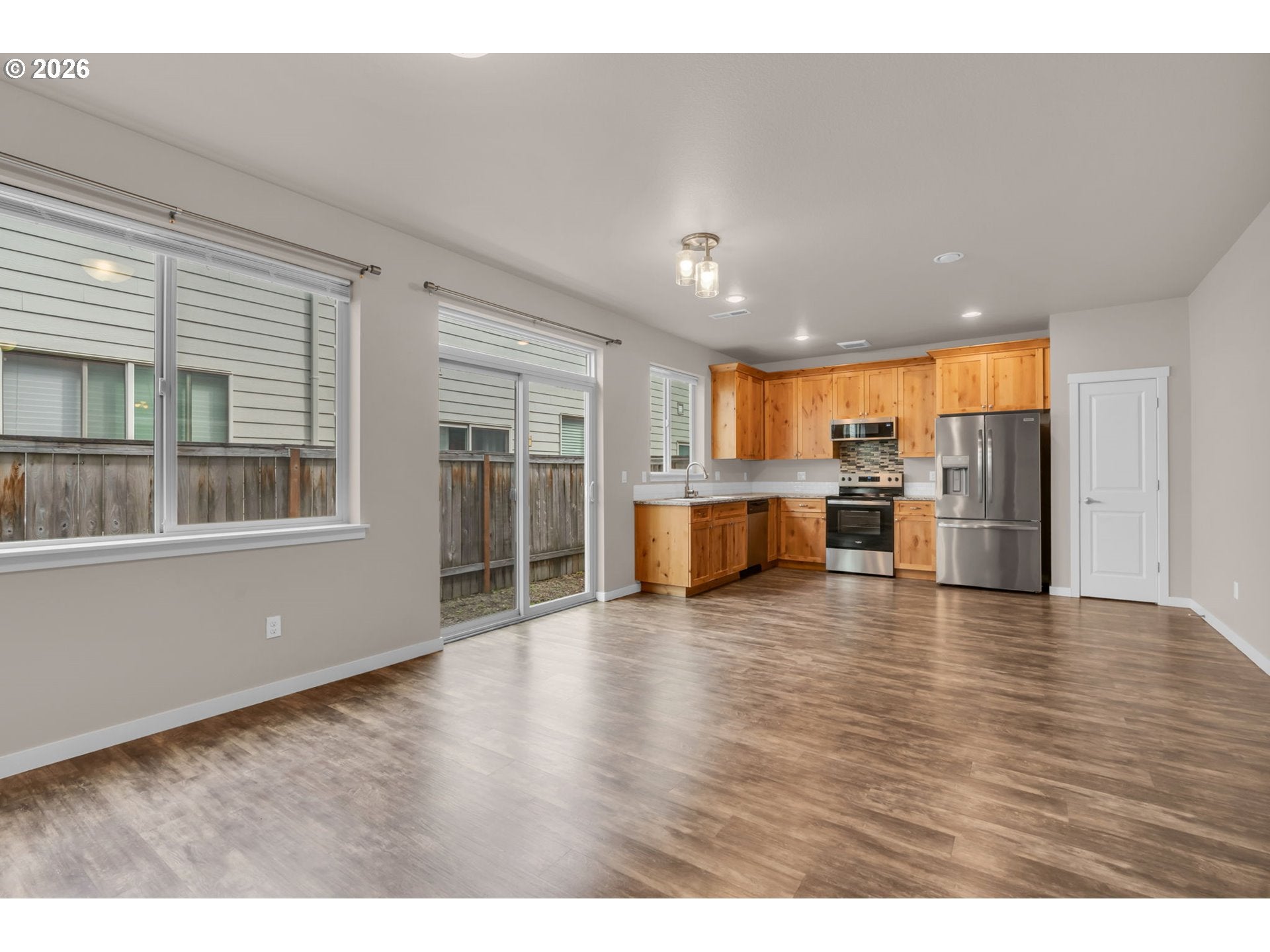 1322 NE 82ND DR
