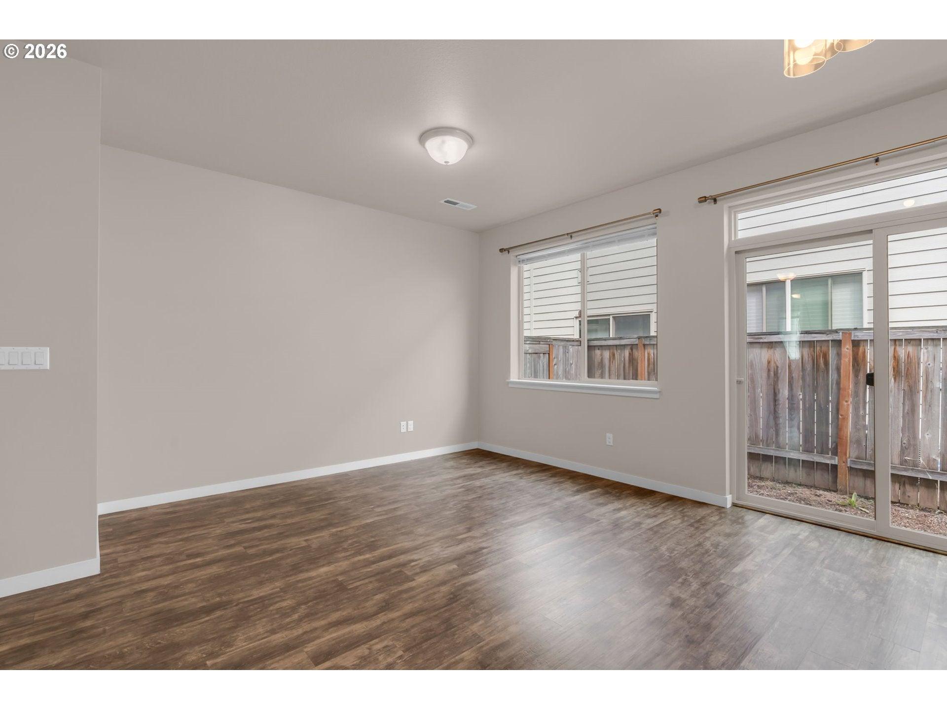 1322 NE 82ND DR