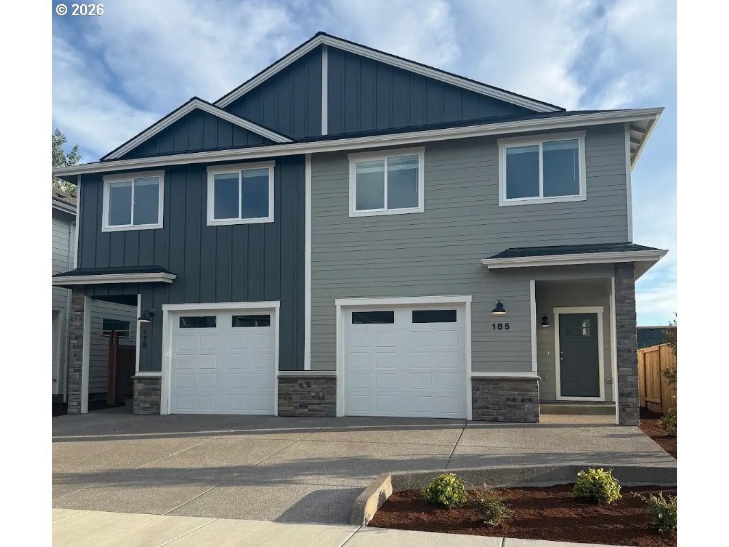 115 SE Jensen PL