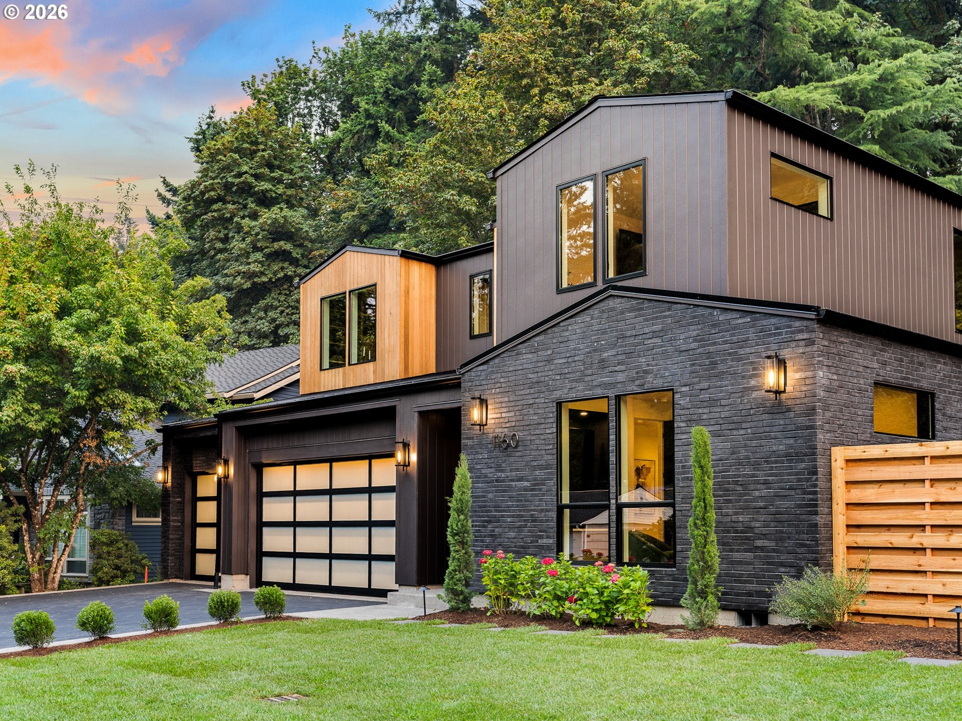 1160 OAK TER
