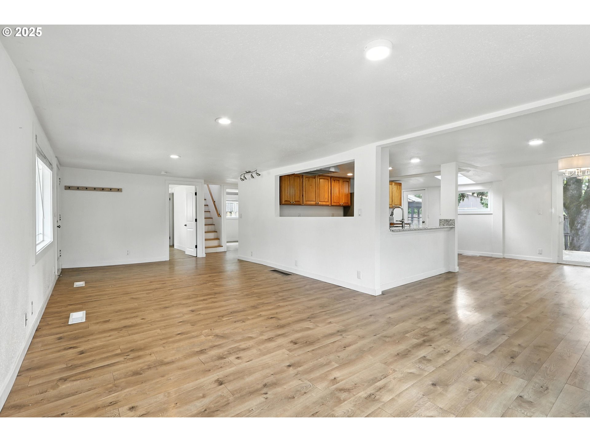 10095 SW 82ND AVE