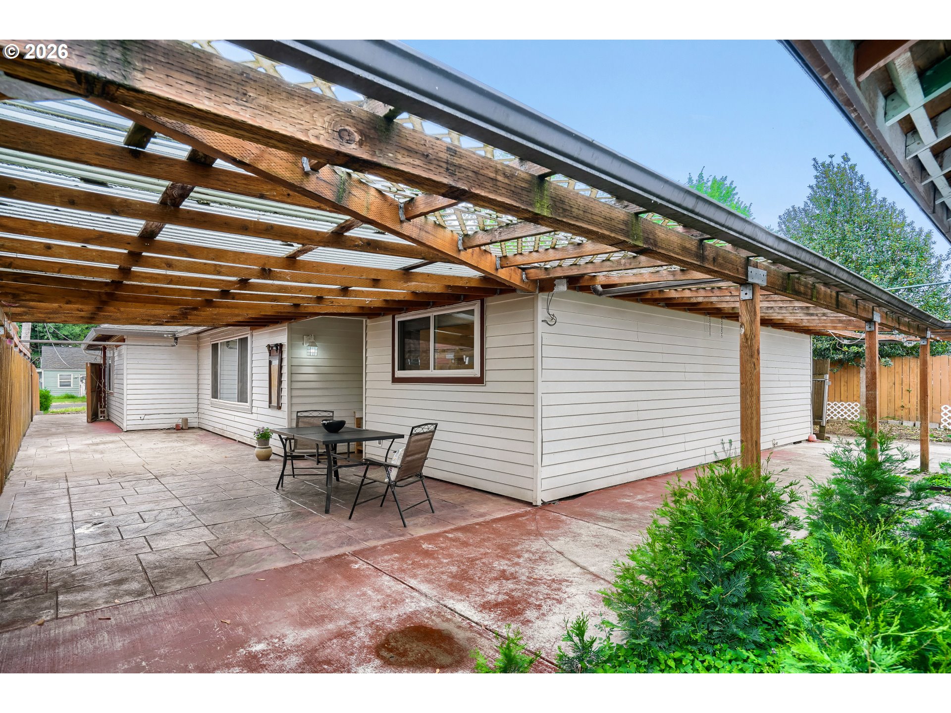 1313 SHADY LN