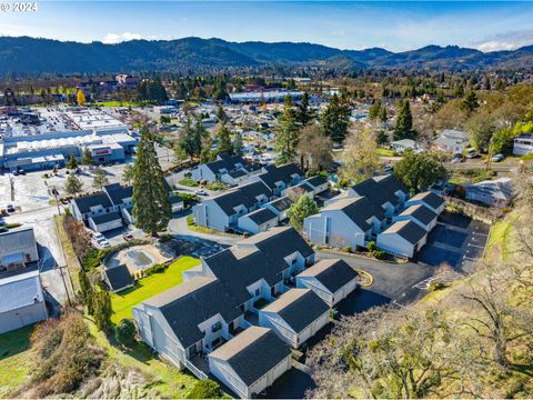 A home in Roseburg