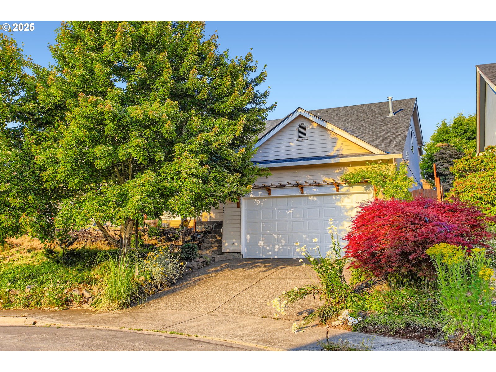 23224 SW ORCHARD HEIGHTS PL