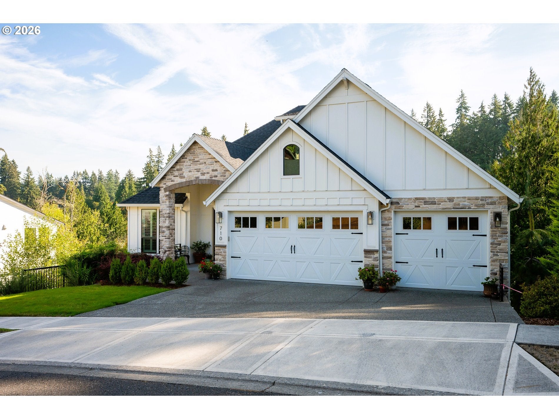 710 S 19TH PL