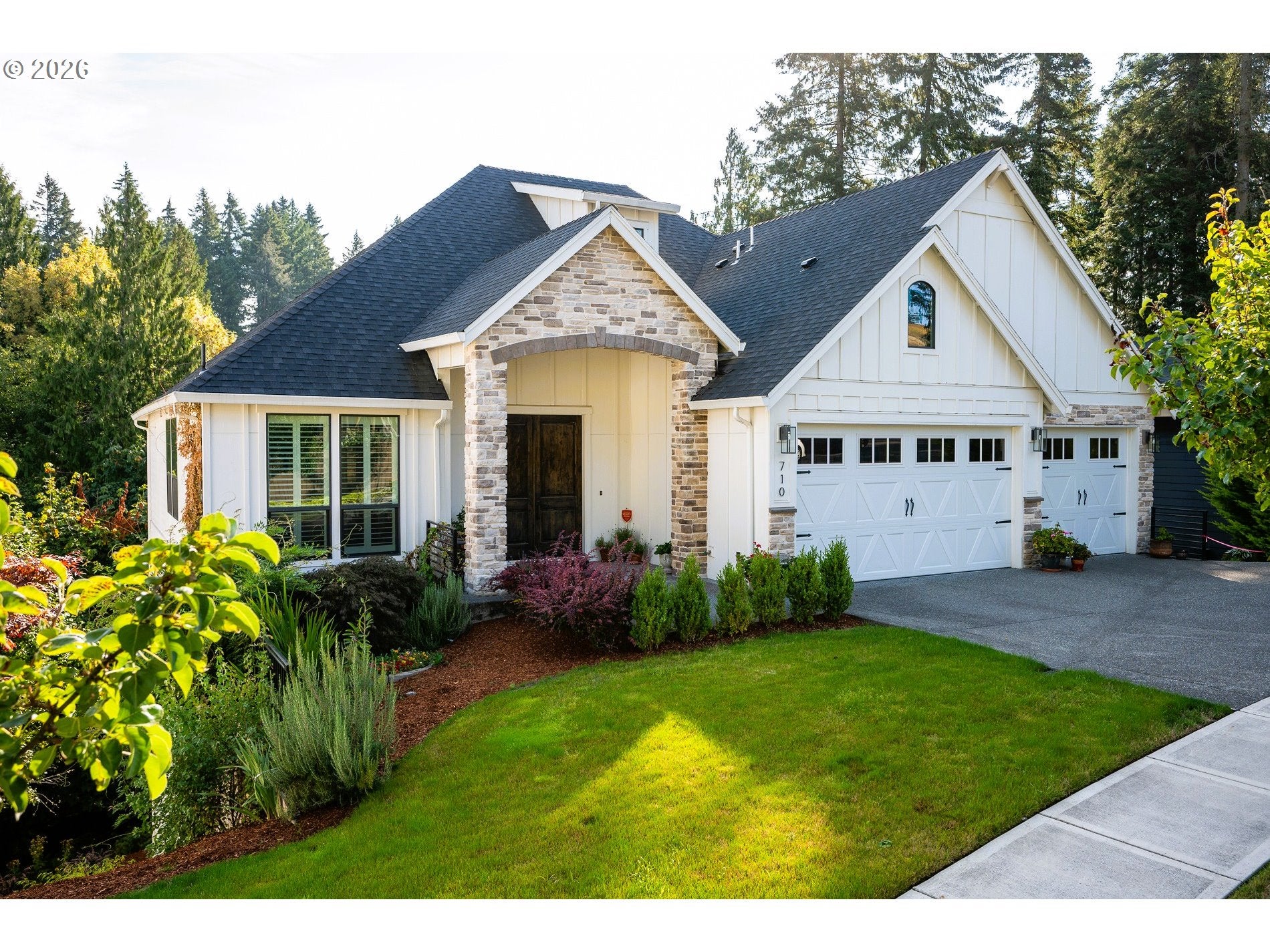 710 S 19TH PL