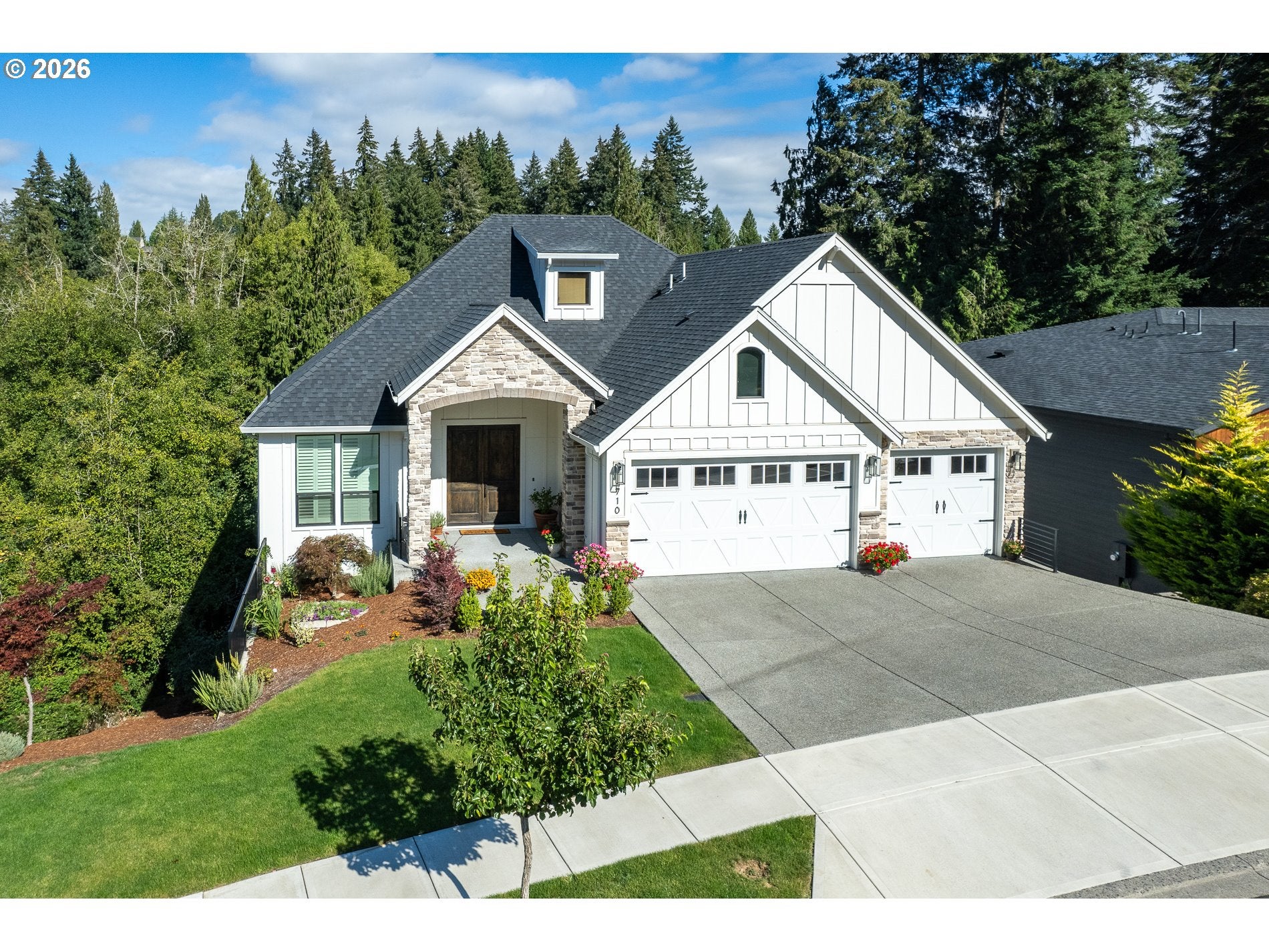 710 S 19TH PL