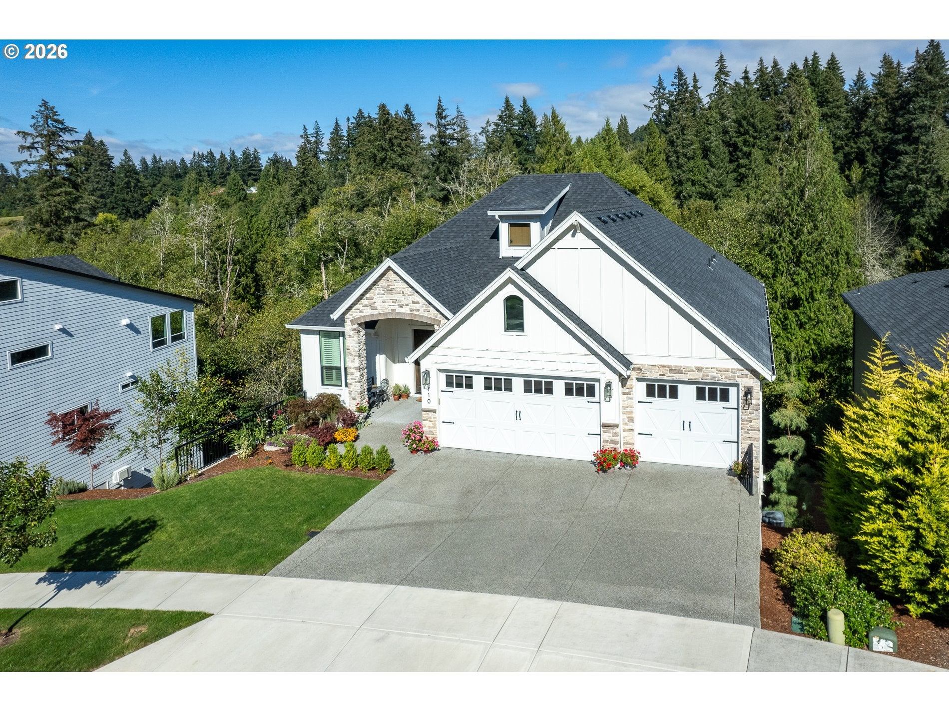 710 S 19TH PL