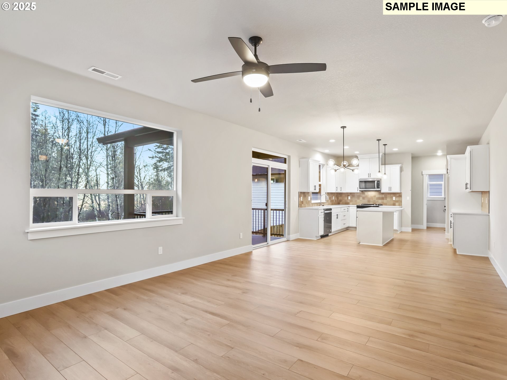 2203 E BADGER WAY 38