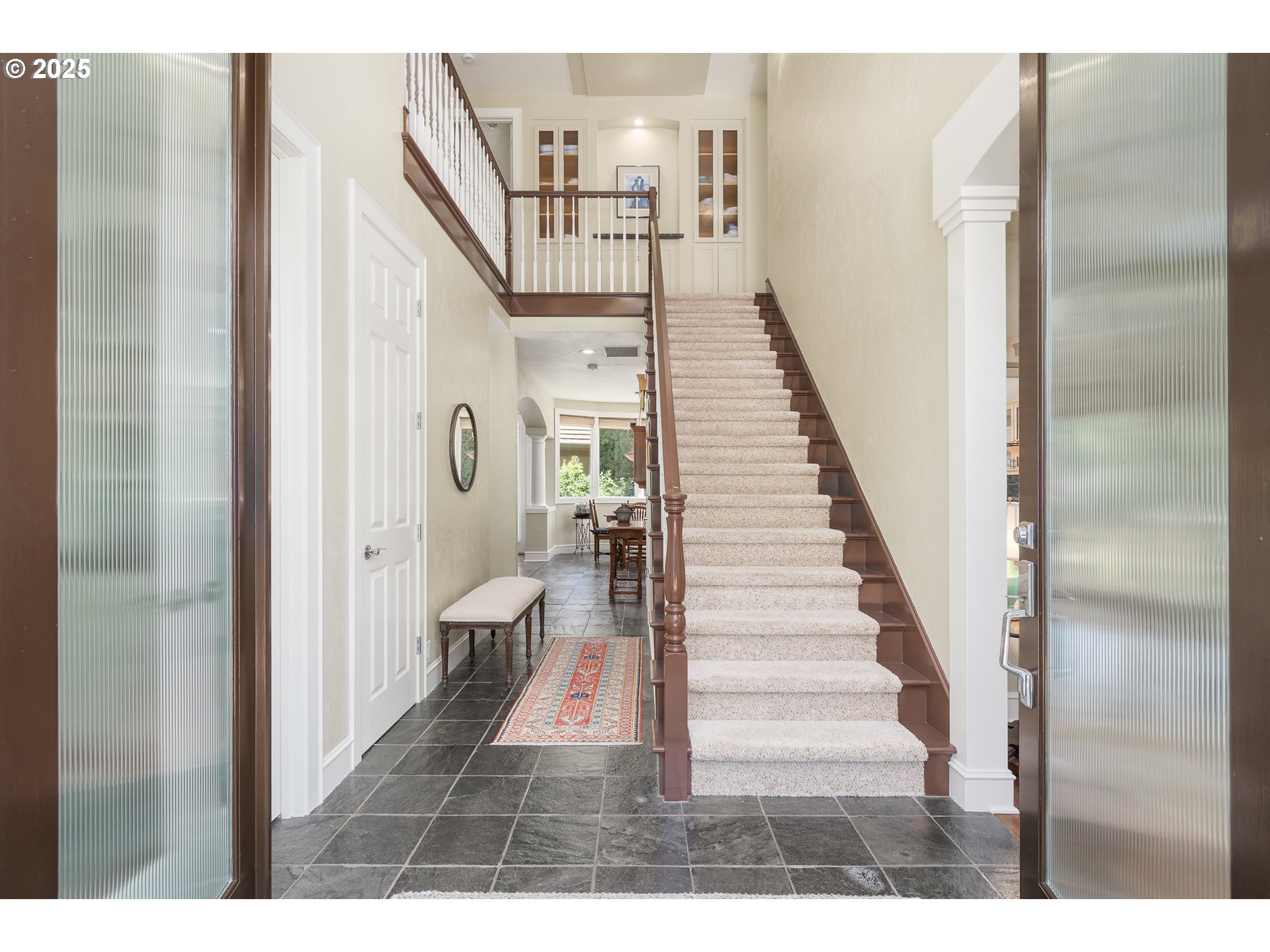 2808 EDGEWATER DR