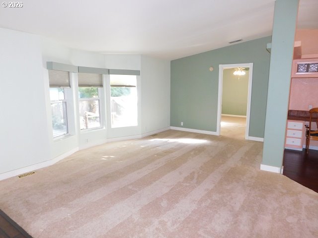 1105 RIVERSIDE DR 32