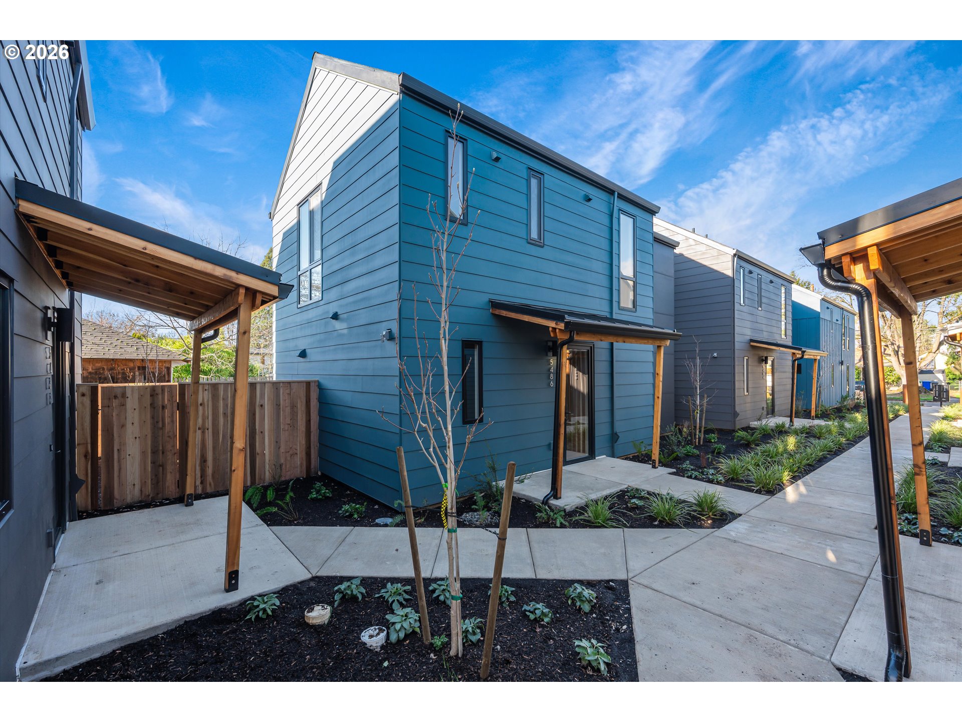 5484 SE Boise ST