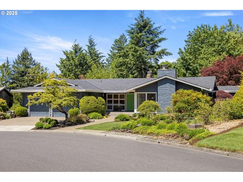 2395 SW TIMBERLINE DR Portland OR 97225