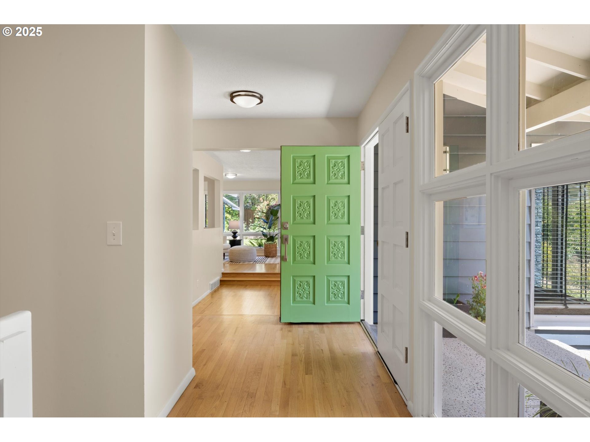 2395 SW TIMBERLINE DR