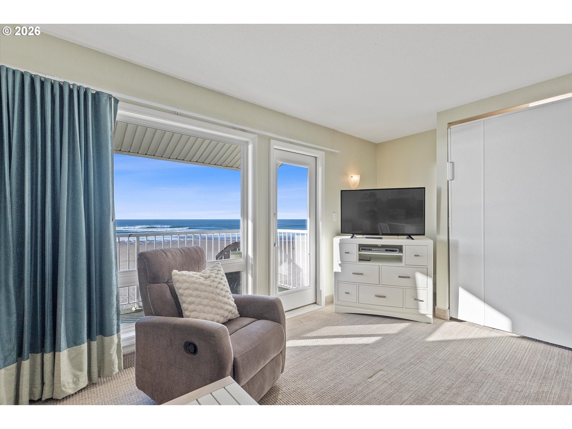 171 SW HIGHWAY 101 311