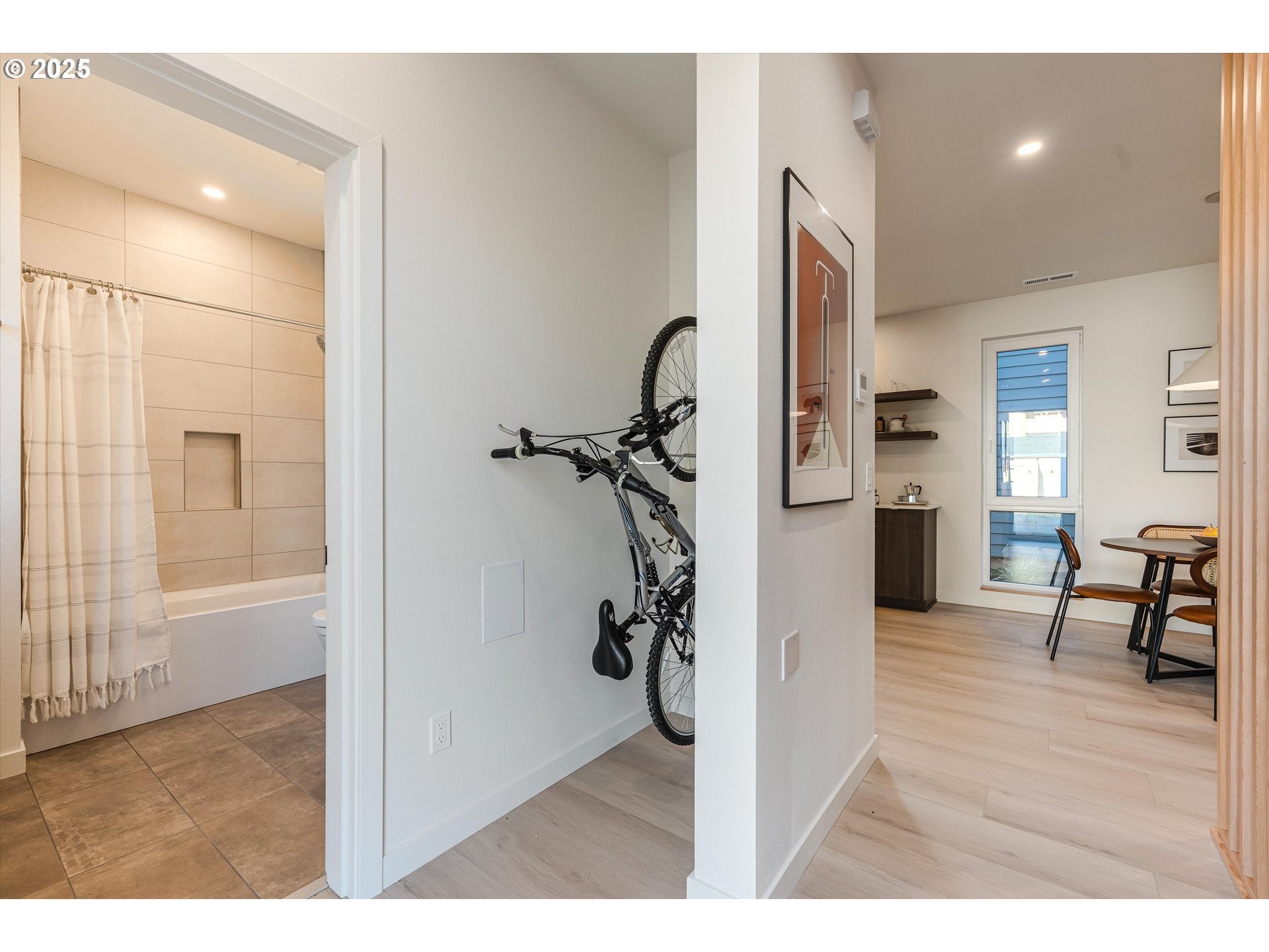 5484 SE Boise TER