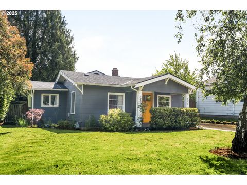 4524 NE 41ST AVE Portland OR 97211