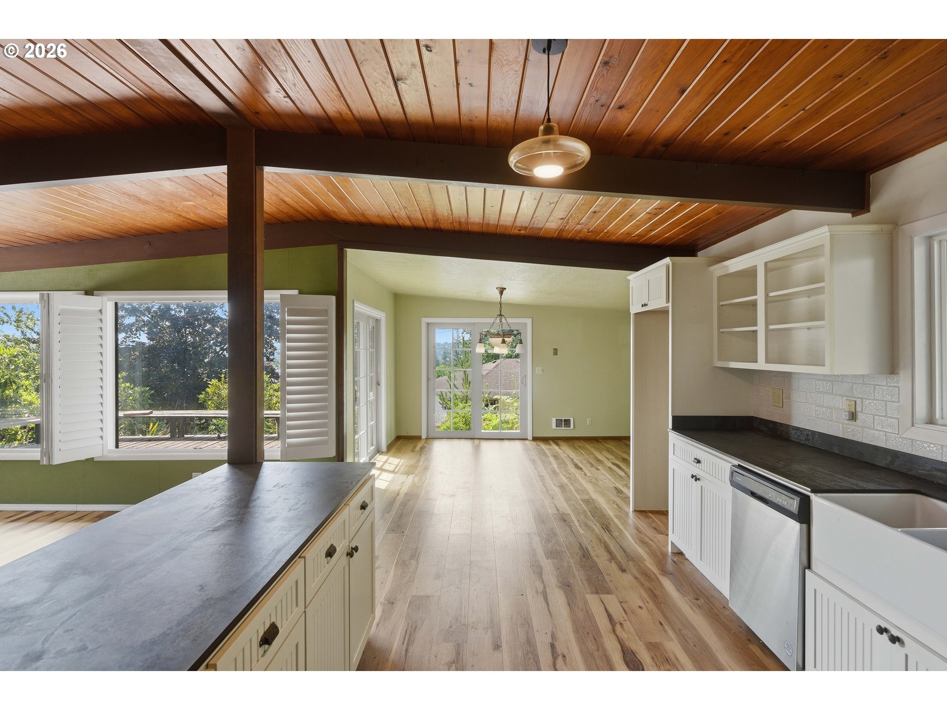 1159 E 1ST PL
