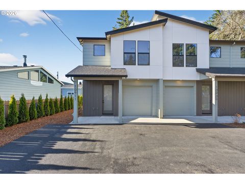 10911 SE HOME AVE Milwaukie OR 97222